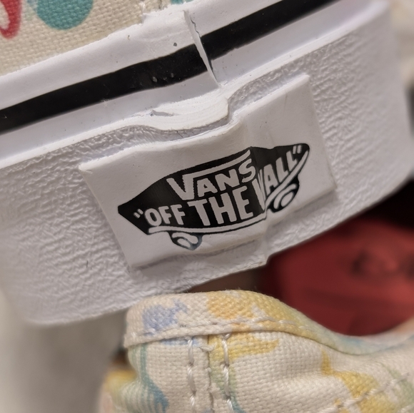 Vans x Disney Ariel Little Mermaid Sneakers Women’s 8 Rare Collab New! - Picture 6 of 10